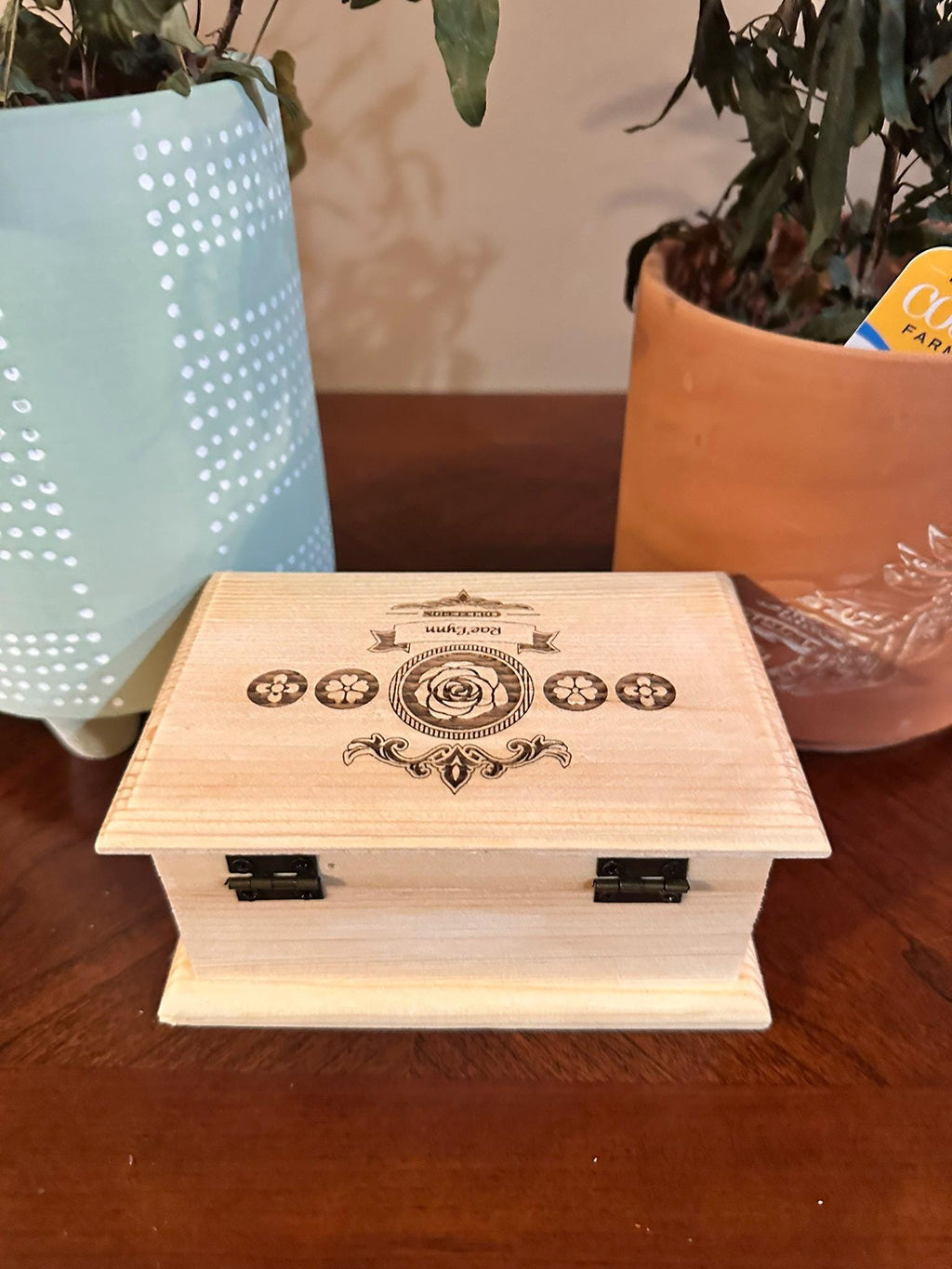 Elegant Pine Wood Keepsake Box with Handle & Custom Decorative Accents