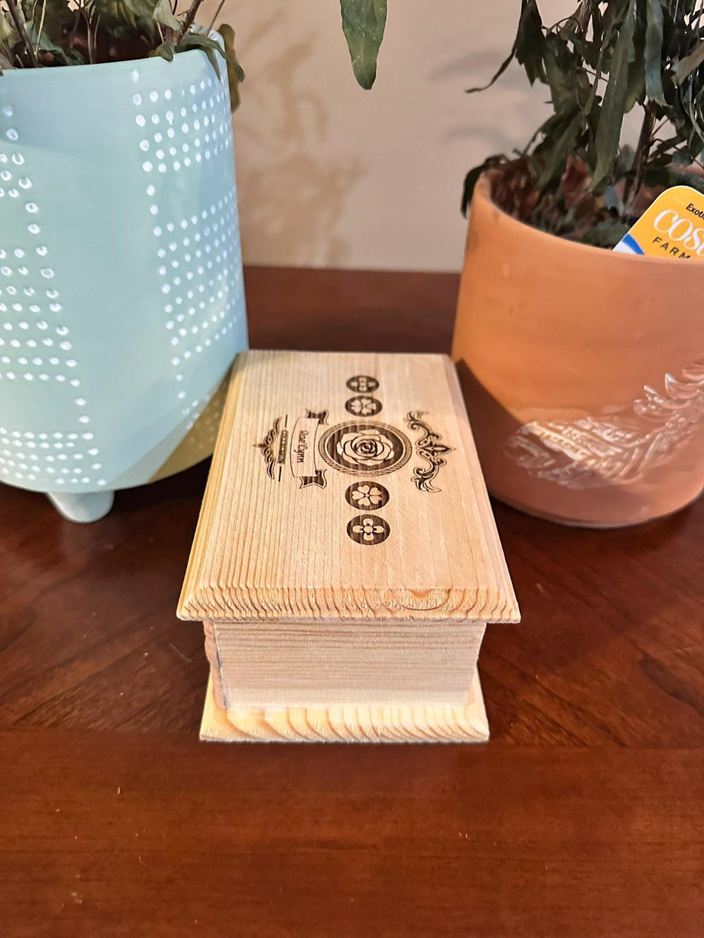 Elegant Pine Wood Keepsake Box with Handle & Custom Decorative Accents