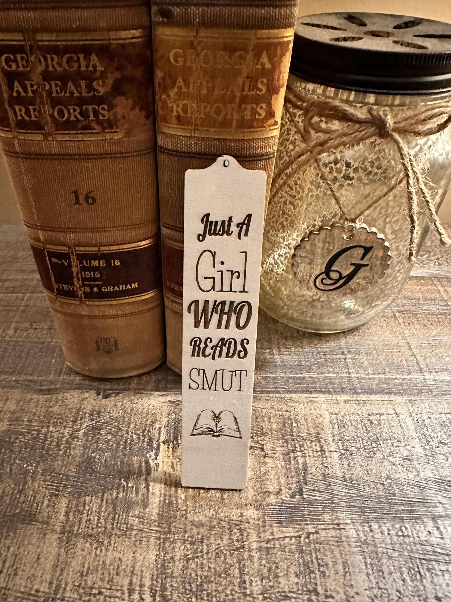 Custom Engraved Wooden Bookmarks – Personalized Gift for Book Lovers & Teachers